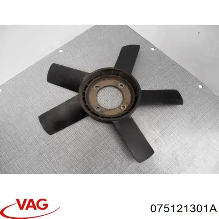 Ventilador (roda de aletas) do radiador de esfriamento VAG 075121301A preço, a partir de 118,11 USD
