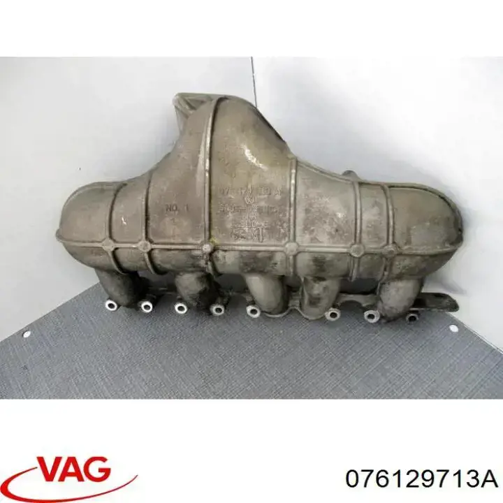 076129713C VAG Tubo coletor de admissão