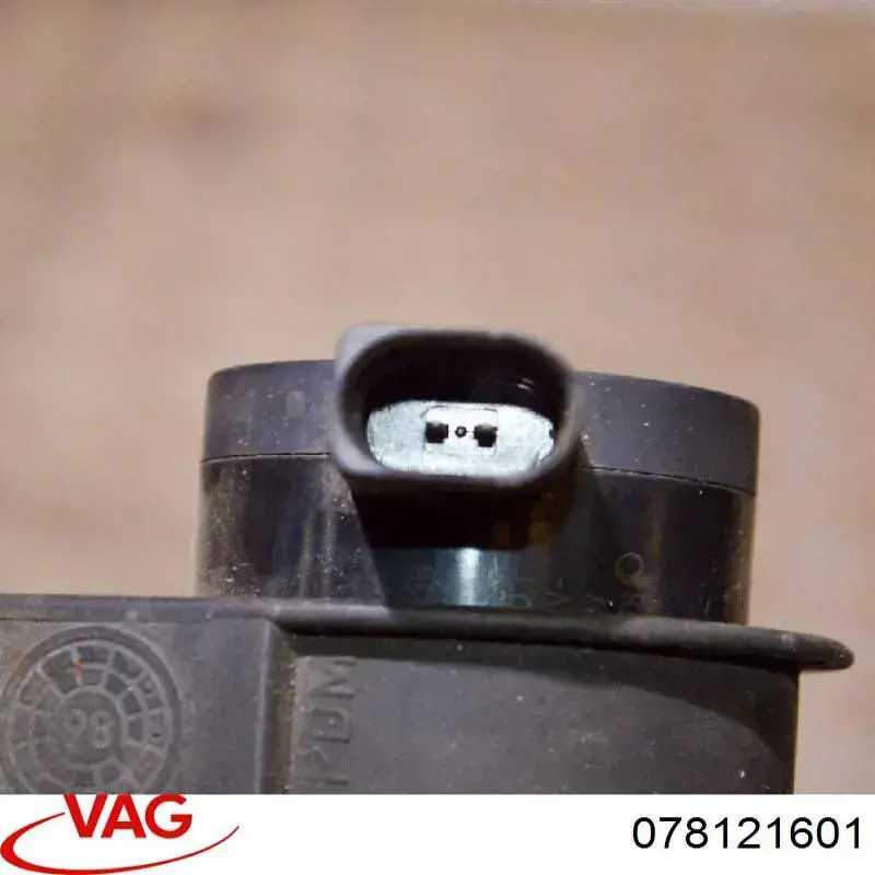 Bomba de água (bomba) de esfriamento, adicional elétrica VAG 078121601 preço, a partir de 53,83 USD
