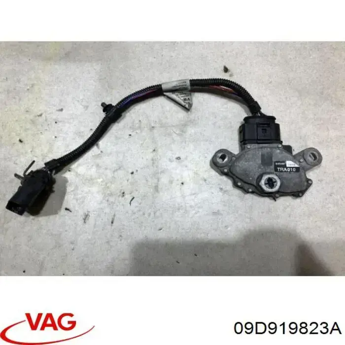 Sensor de posição de seletor da Caixa Automática de Mudança VAG 09D919823A preço, a partir de 299,57 USD