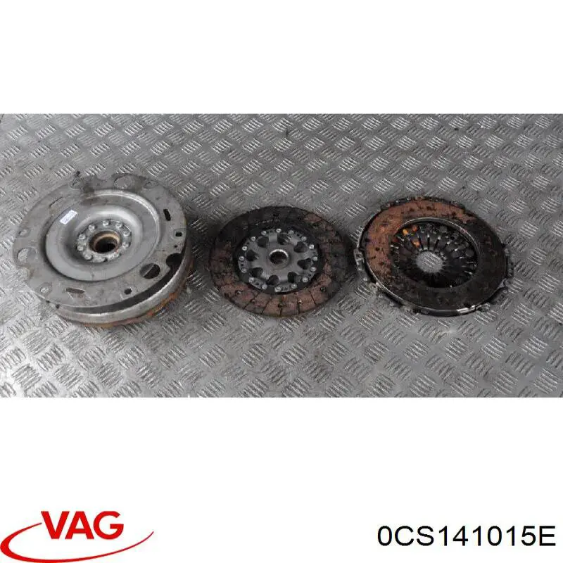 Compre 0CS141015E VAG Kit de embraiagem (3 peças)