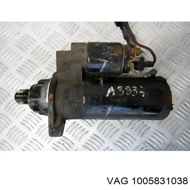 1005831038 VAG Tampa dianteira do motor de arranco