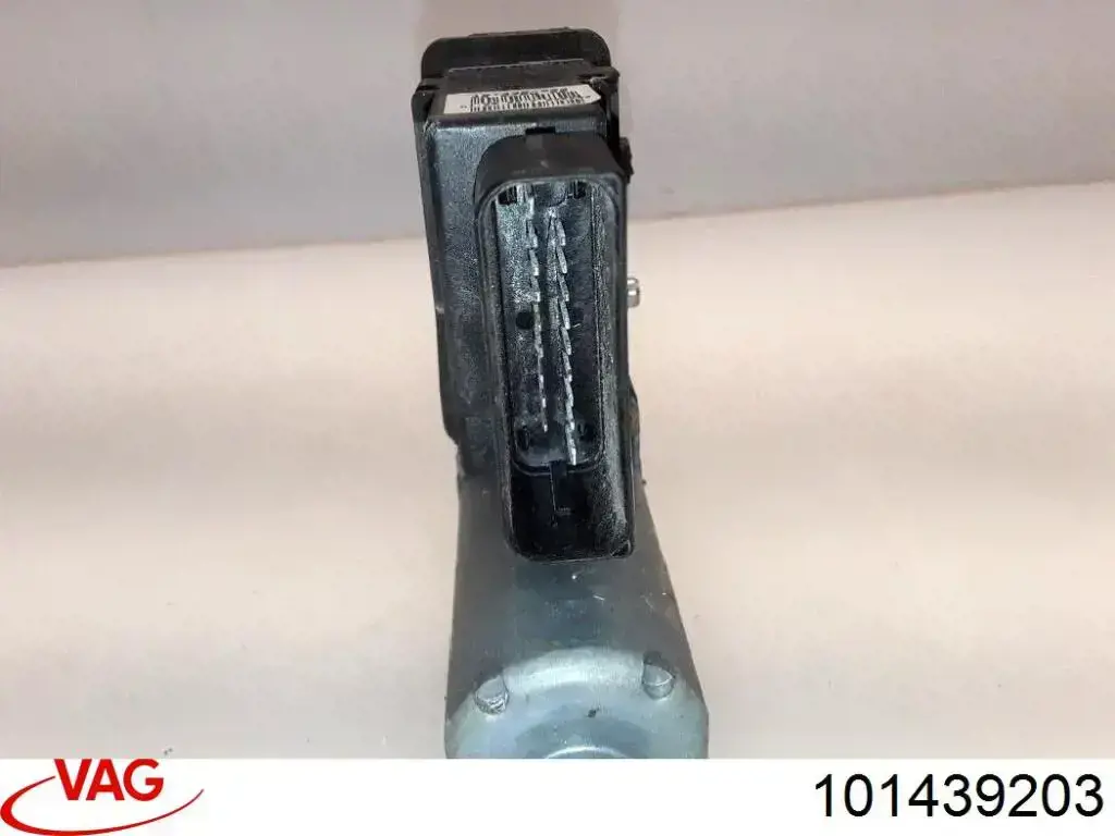 101439203 VAG 