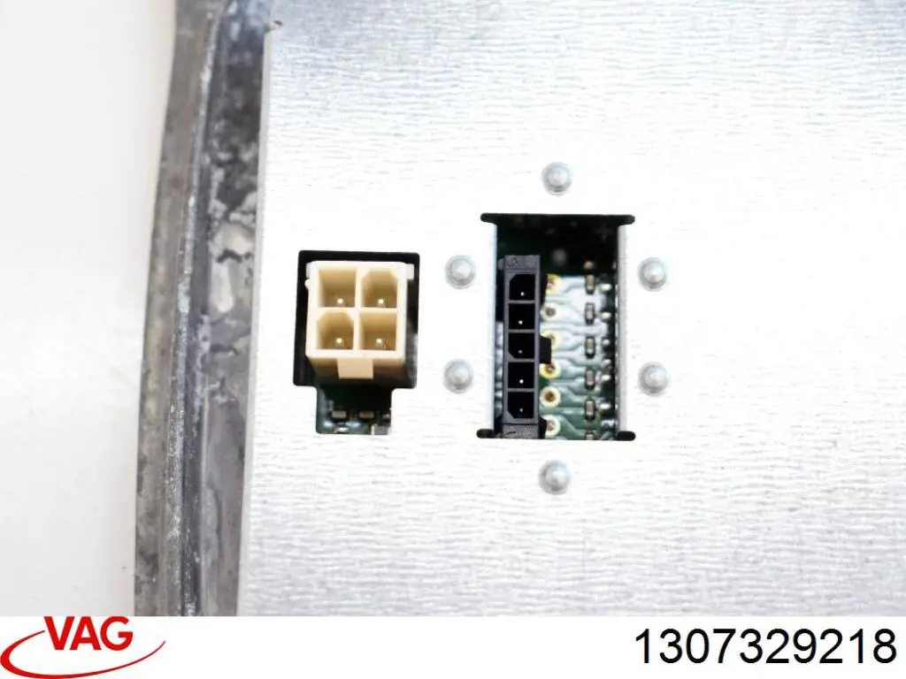 Módulo de direção (Centralina eletrônica) das luzes VAG 1307329218 preço, a partir de 78,32 USD