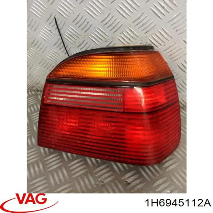 1H6945112A VAG Lanterna traseira direita