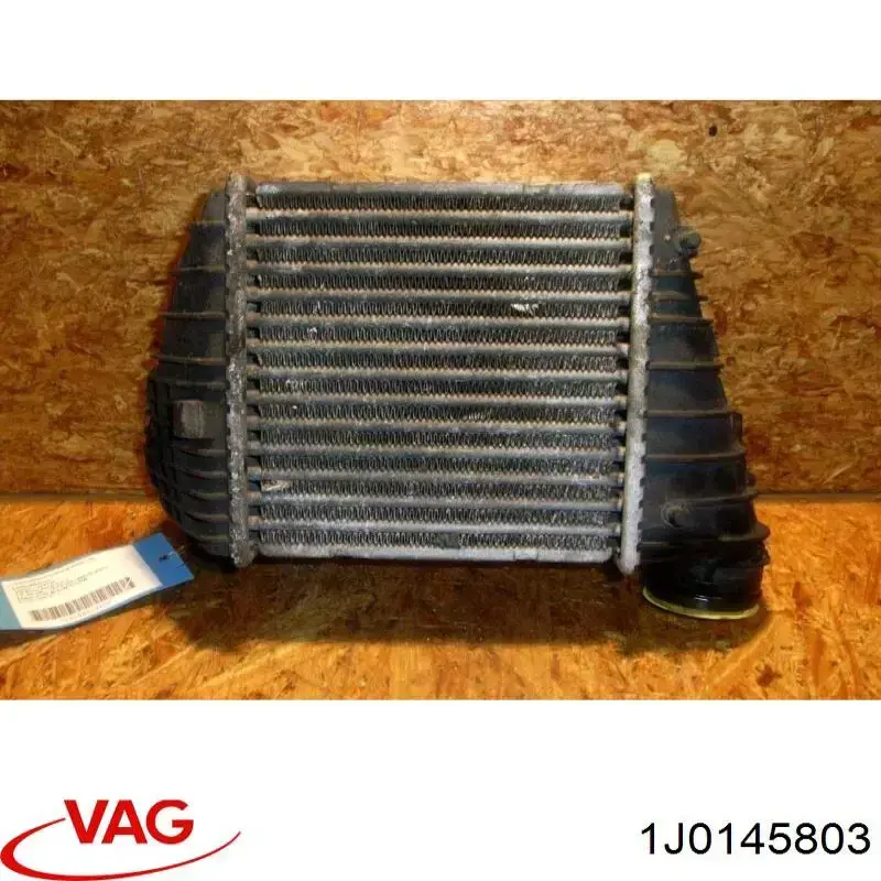 Compre 1J0145803 VAG Radiador de intercooler