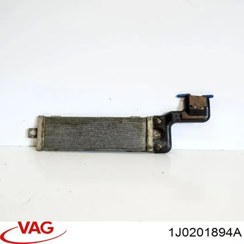Radiador de esfriamento de combustível VAG 1J0201894A preço, a partir de 165,28 USD