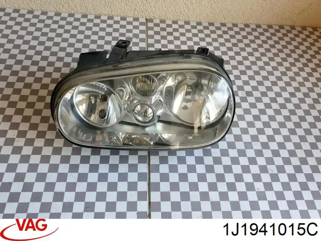 1J1941015C VAG Luz esquerda