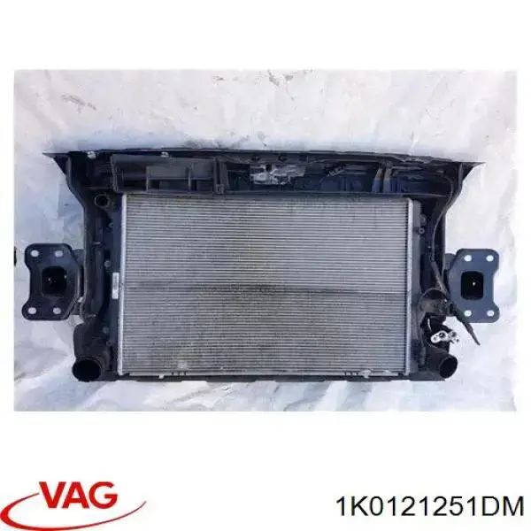 Compre 1K0121251DM VAG Radiador de esfriamento de motor