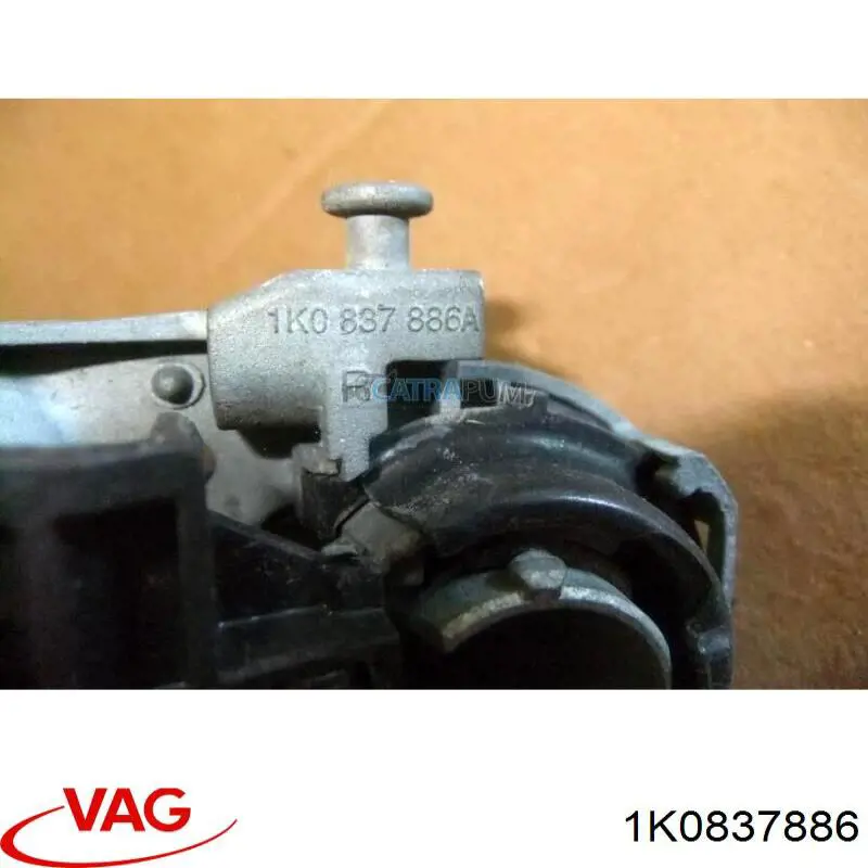 Compre 1K0837886 VAG Suporte de maçaneta externa da porta dianteira direita