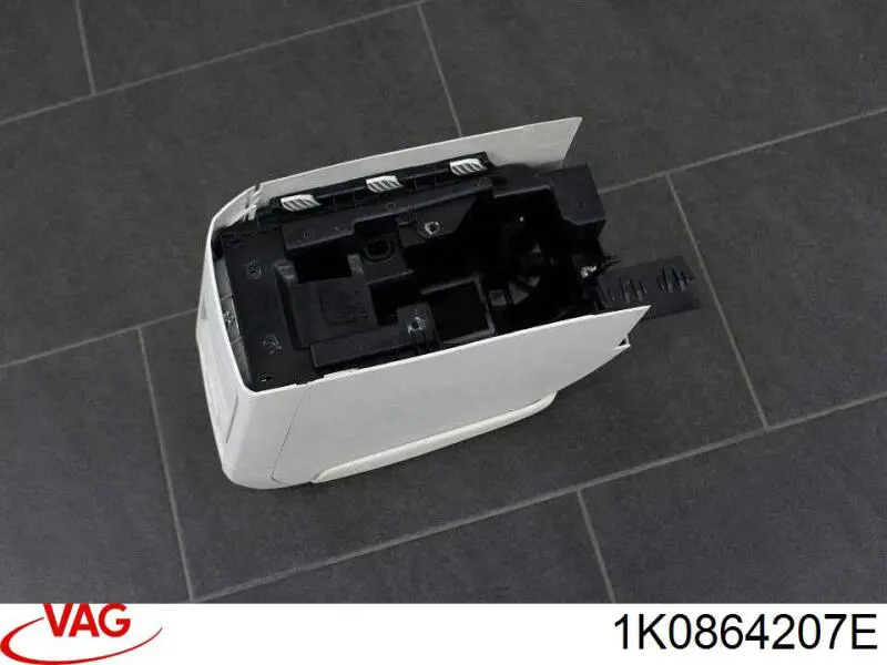 Compre 1K0864207E VAG Consola de painel de controlo central