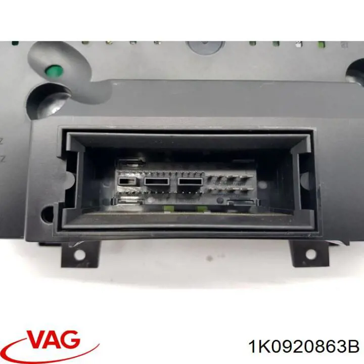 Painel de instrumentos (quadro de instrumentos) VAG 1K0920863B