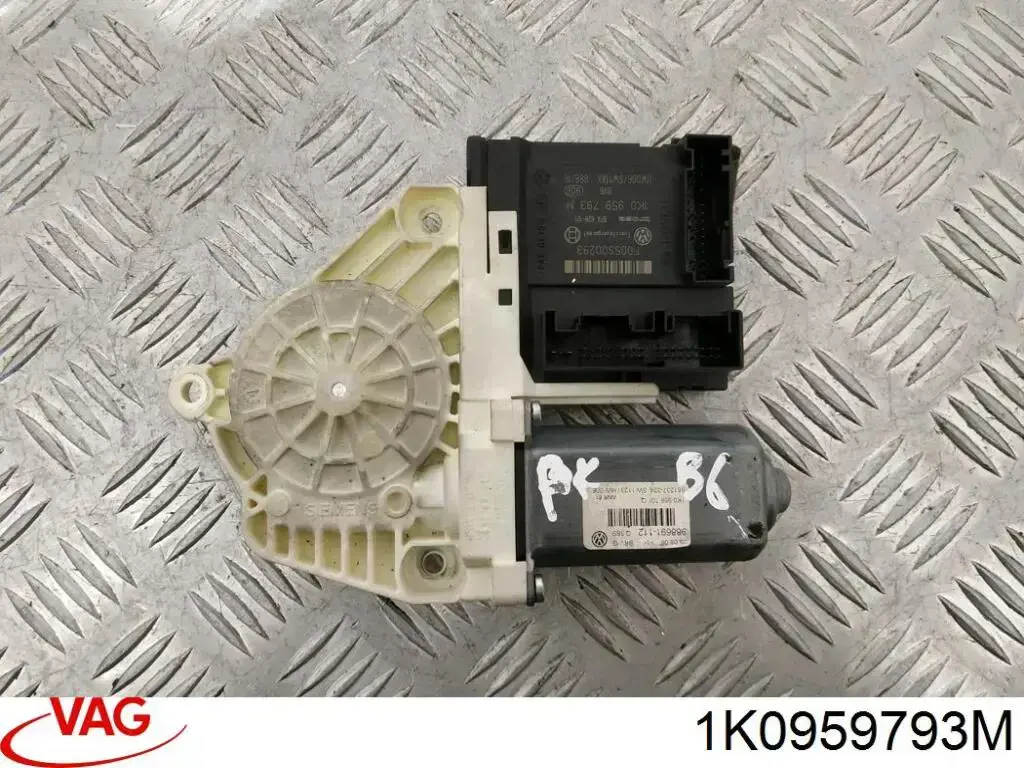 1K0959793M VAG Motor de acionamento de vidro da porta dianteira esquerda