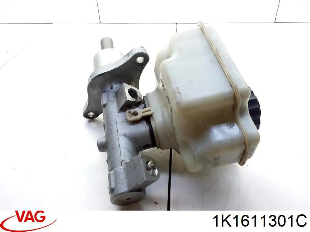 Tanque de cilindro mestre do freio (de fluido de freio) VAG 1K1611301C preço, a partir de 29,38 USD