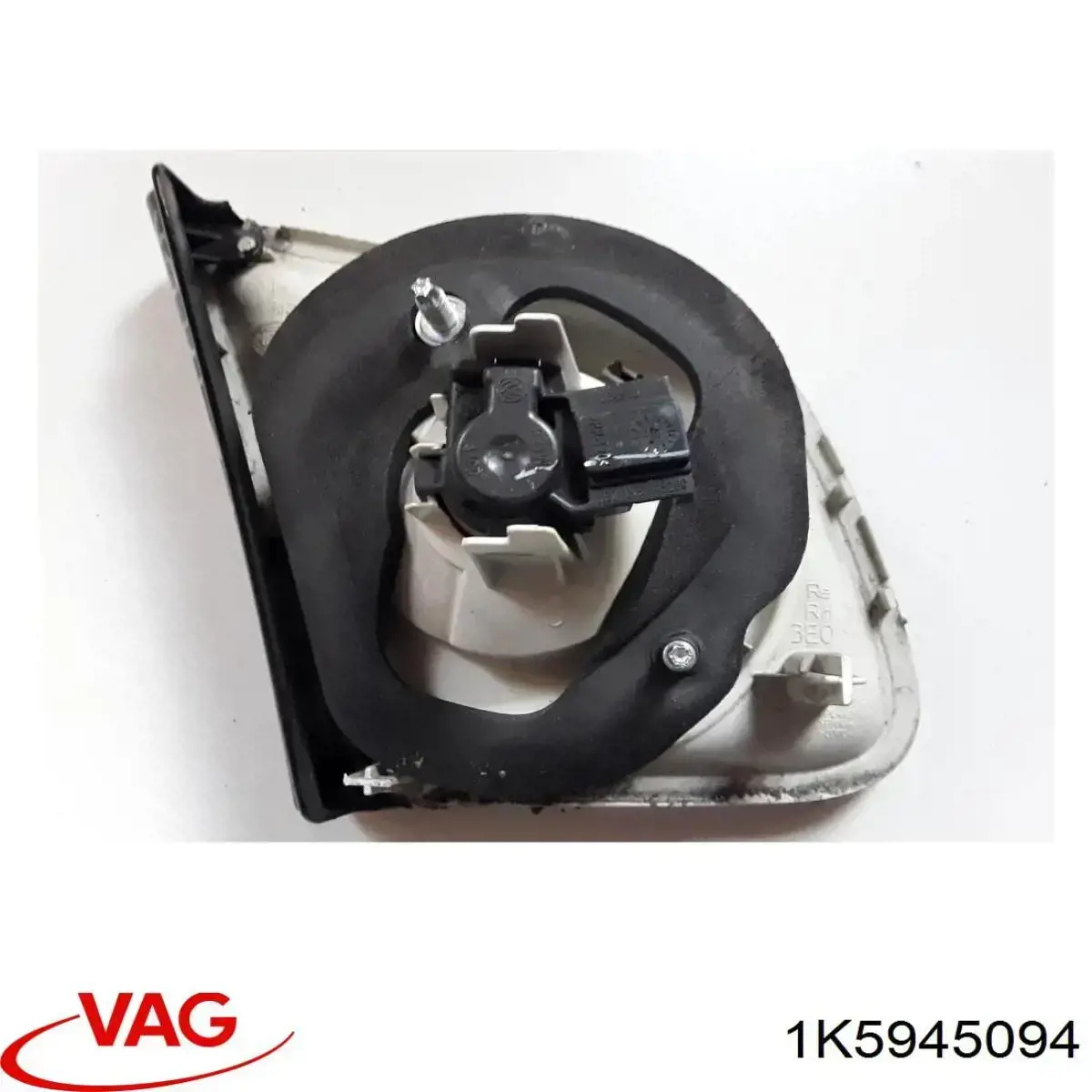 Lanterna traseira direita interna VAG 1K5945094 preço, a partir de 41,61 USD