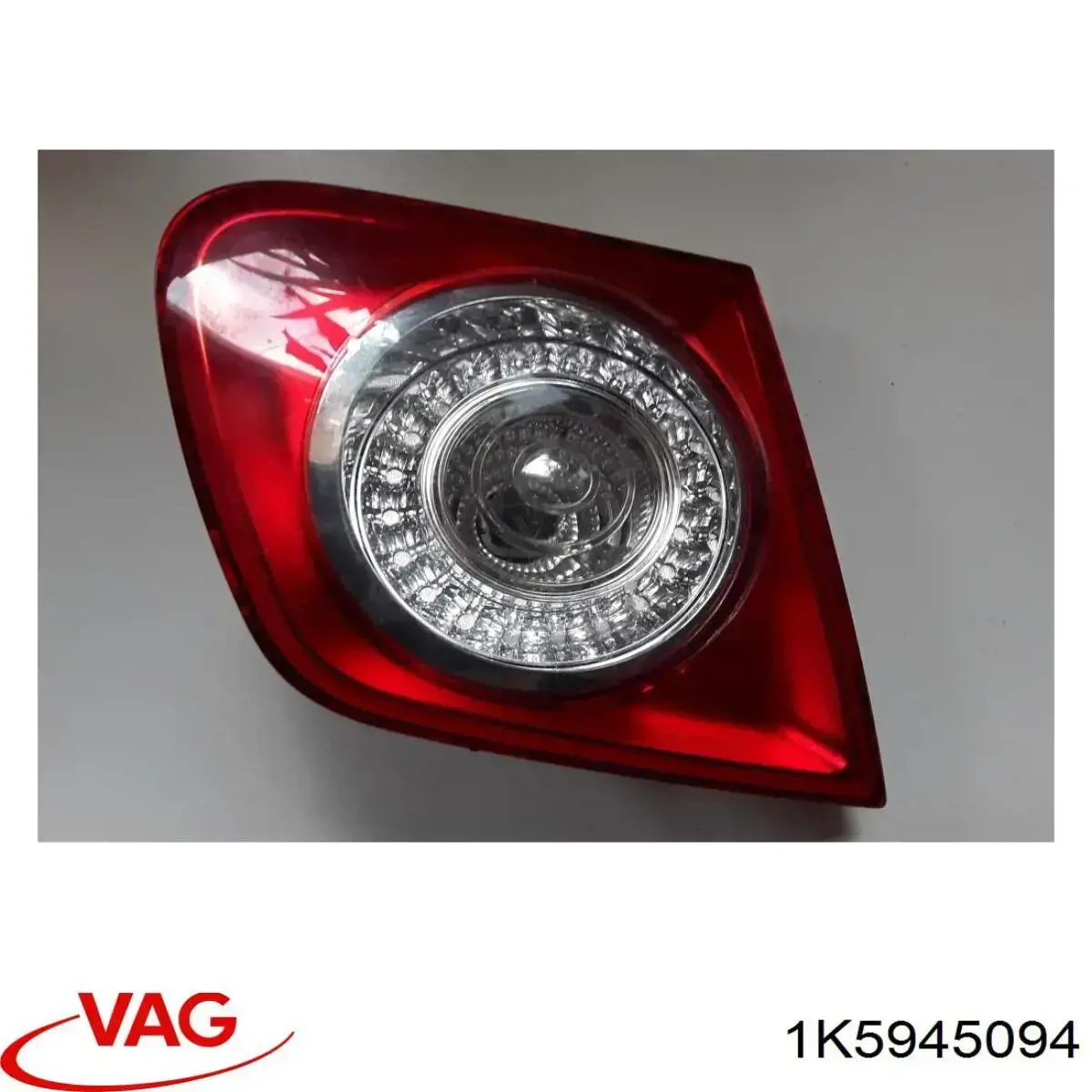 Compre 1K5945094 VAG Lanterna traseira direita interna