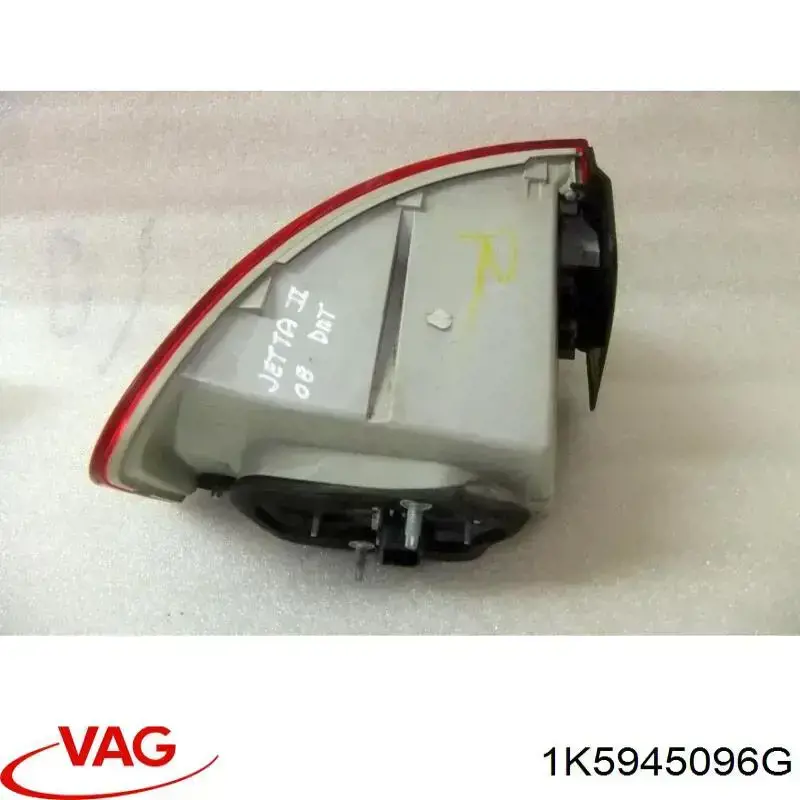 Compre 1K5945096G VAG Lanterna traseira direita externa