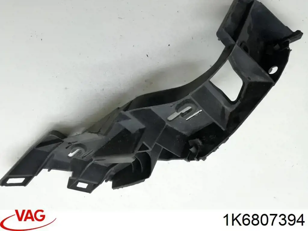 Compre 1K6807394 VAG Guia direita do pára-choque traseiro