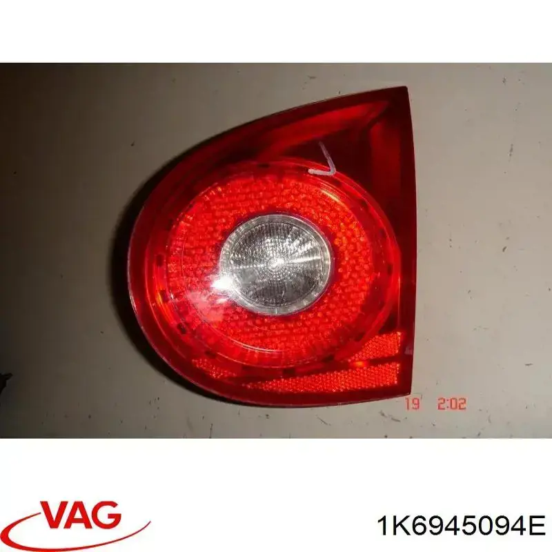 1K6945094E VAG Lanterna traseira direita interna