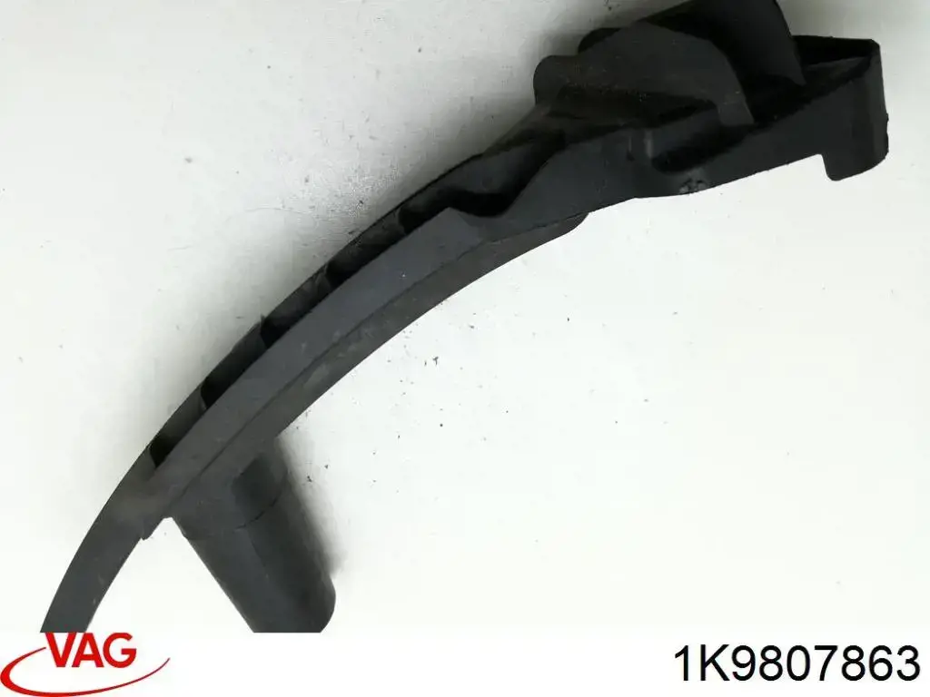 Compre 1K9807863 VAG Placa sobreposta do pára-choque traseiro superior de proteção (degrau-grampo dobrável)
