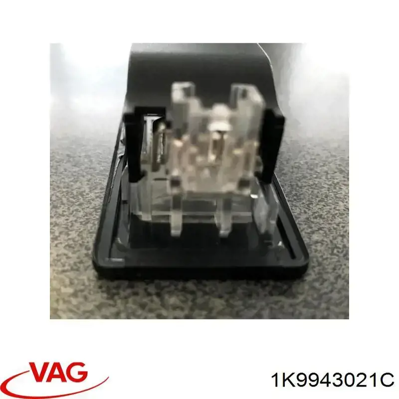 Compre 1K9943021C VAG Lanterna da luz de fundo de matrícula traseira