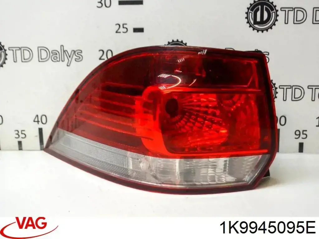 1K9945095E VAG Lanterna traseira esquerda
