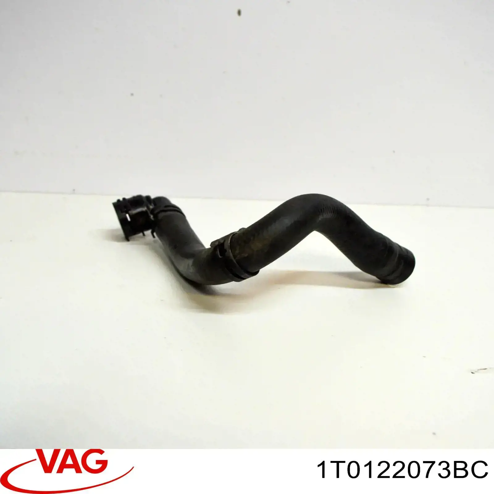 Mangueira (cano derivado) do radiador de esfriamento superior VAG 1T0122073BC preço, a partir de 56,71 USD