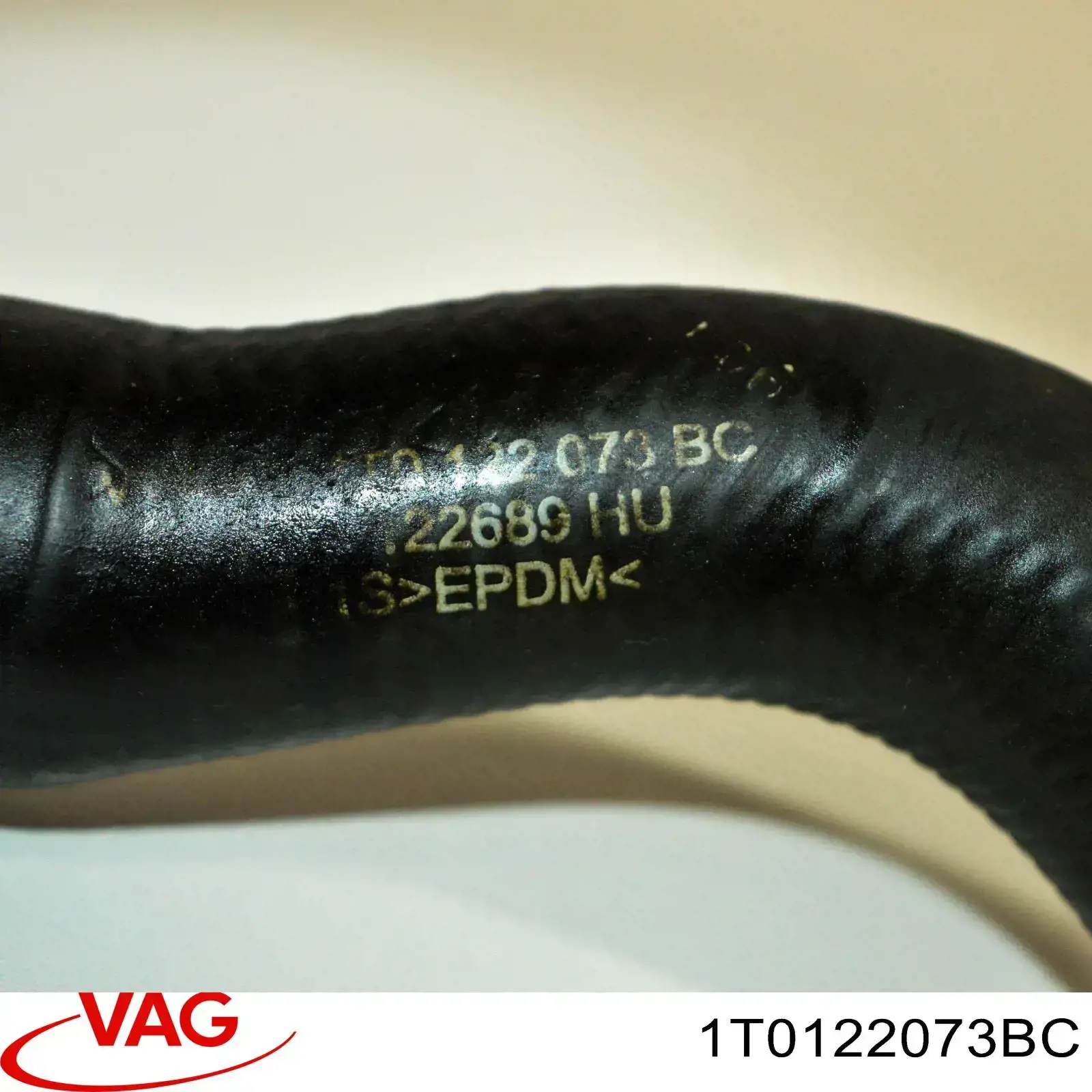 Compre 1T0122073BC VAG Mangueira (cano derivado) do radiador de esfriamento superior
