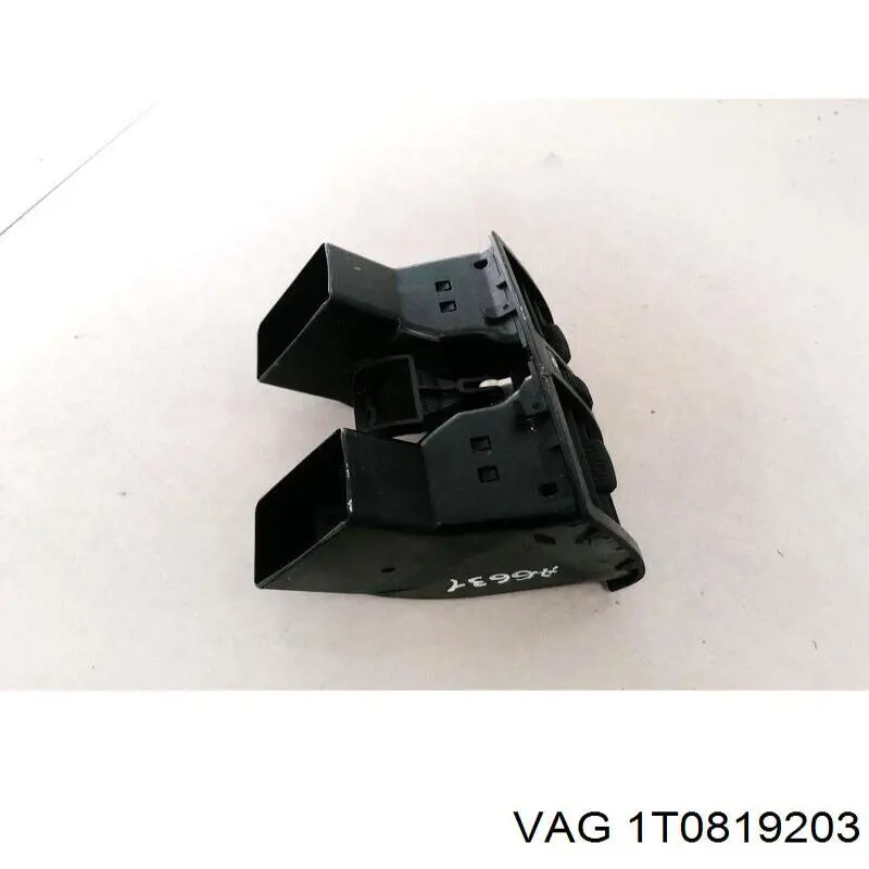 Grelha traseira de ventilação de salão no braço VAG 1T0819203 preço, a partir de 73,98 USD