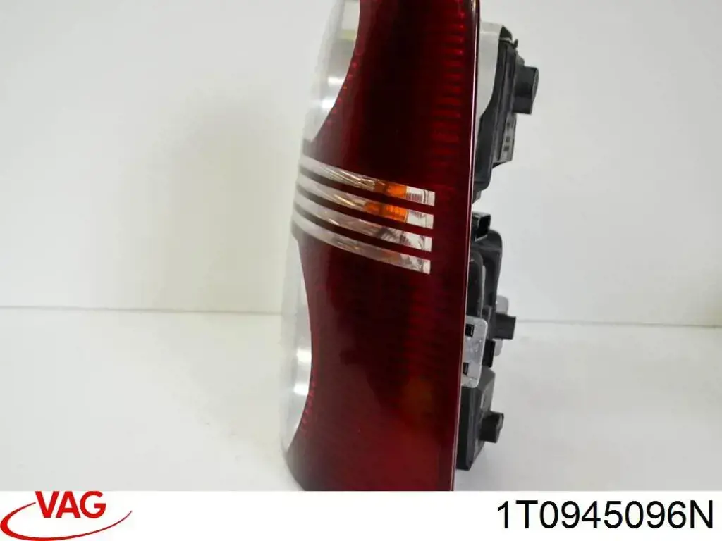 Compre 1T0945096N VAG Lanterna traseira direita