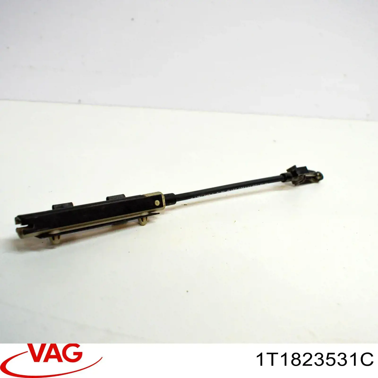 1T1823531C VAG Cabo dianteiro de abertura da capota