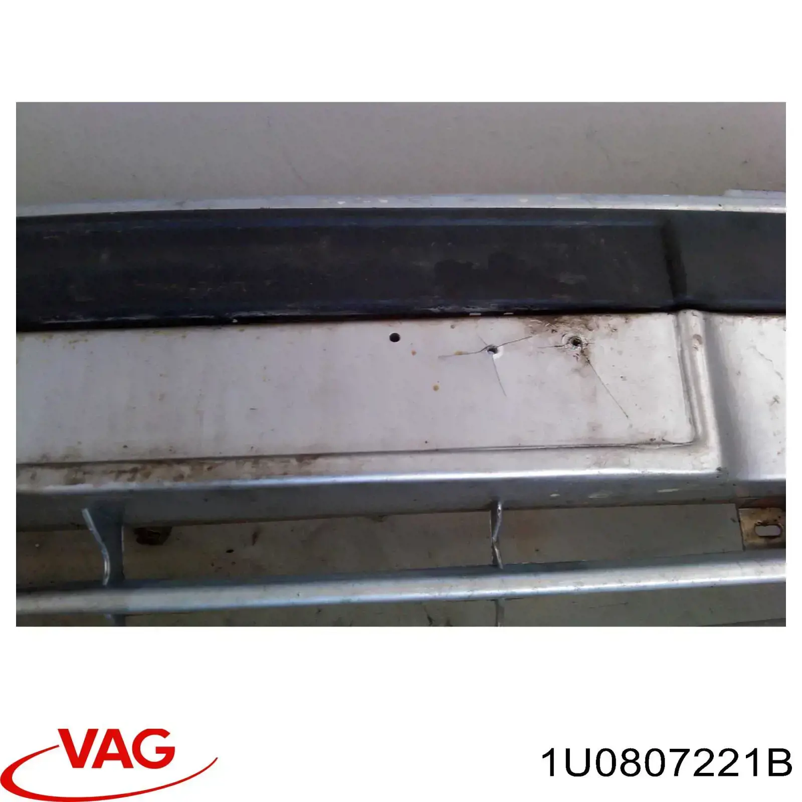 1U0807221B VAG Pára-choque dianteiro