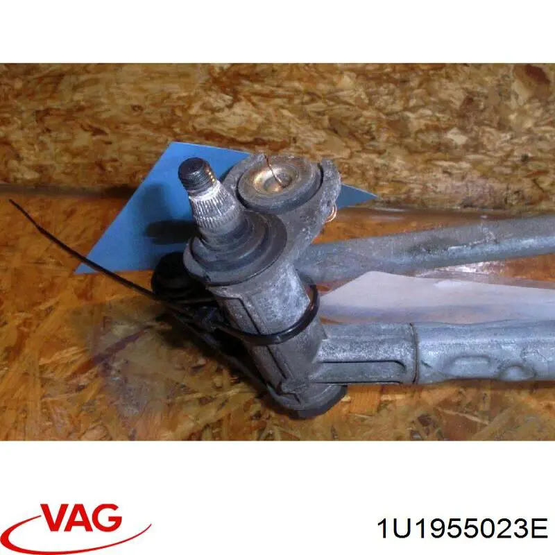 Trapézio de limpador pára-brisas VAG 1U1955023E