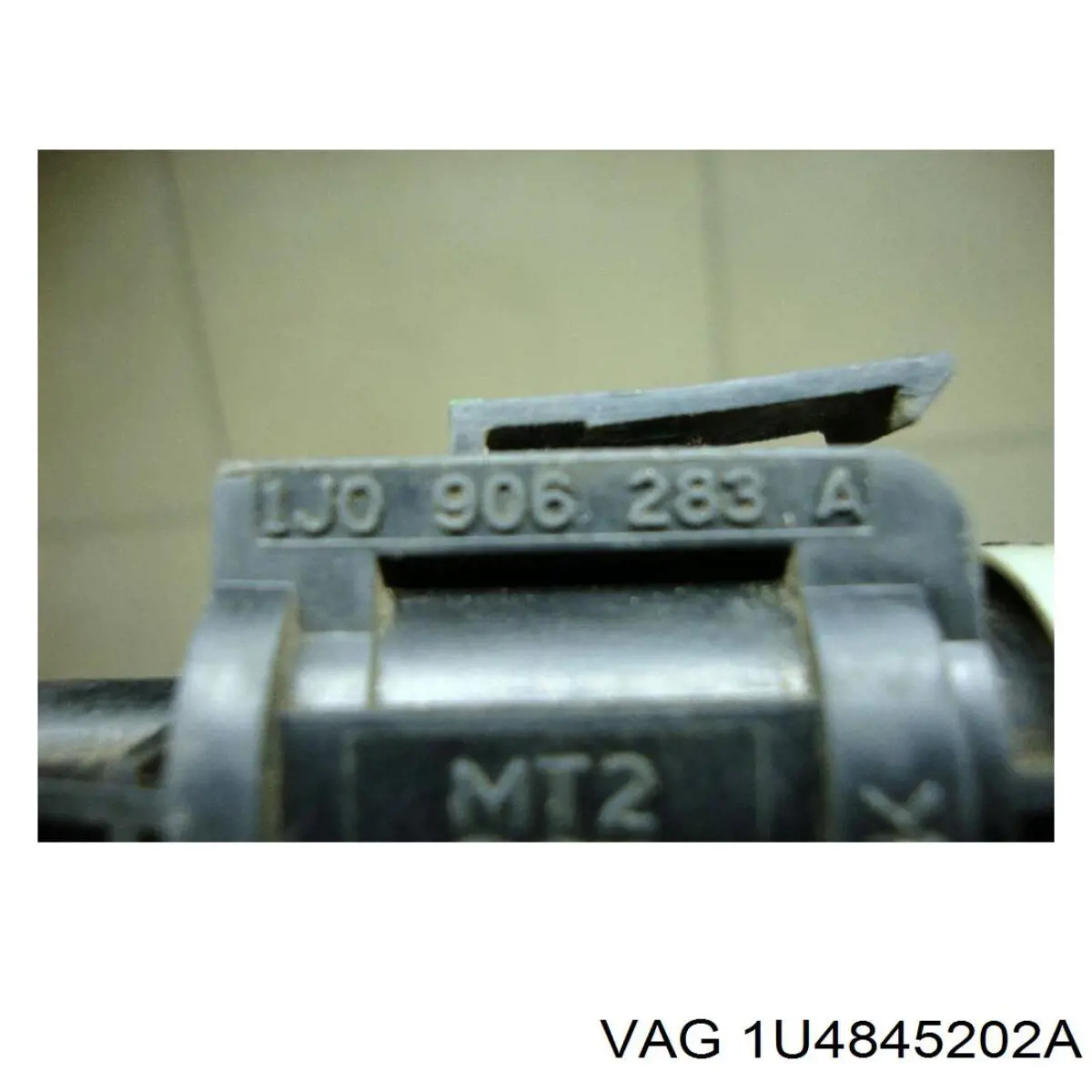 1U4845202A VAG Vidro da porta dianteira direita