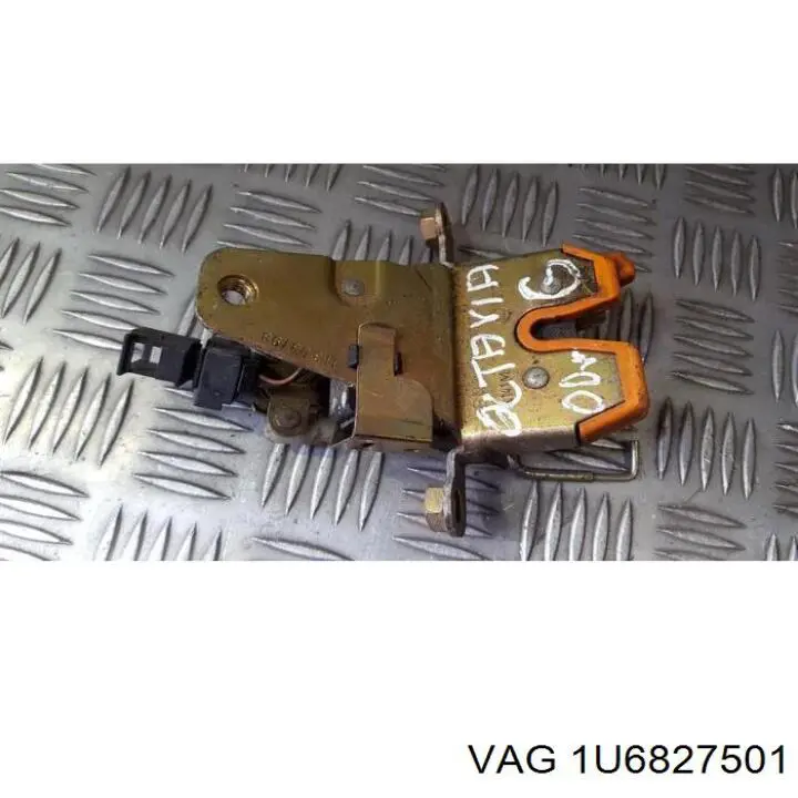 1U6827501 VAG Fecho de tampa de porta-malas (de 3ª/5ª porta traseira)
