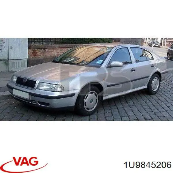 1U9845206 VAG Vidro da porta traseira direita