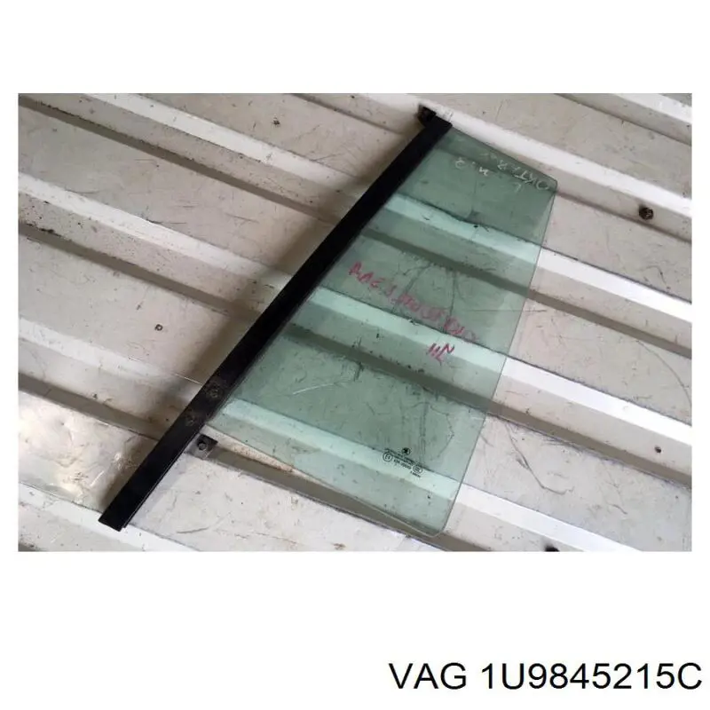 1U9845215A VAG Vidro de janelo da porta traseira esquerda