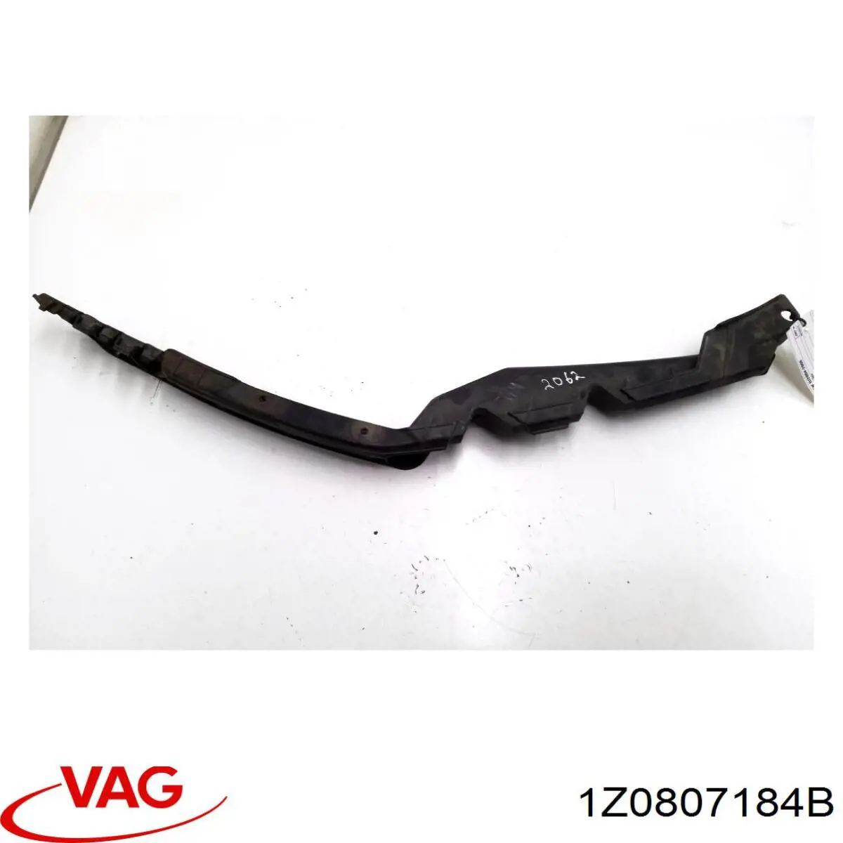 Guia do pára-choque dianteiro direito VAG 1Z0807184B preço, a partir de 9,30 USD