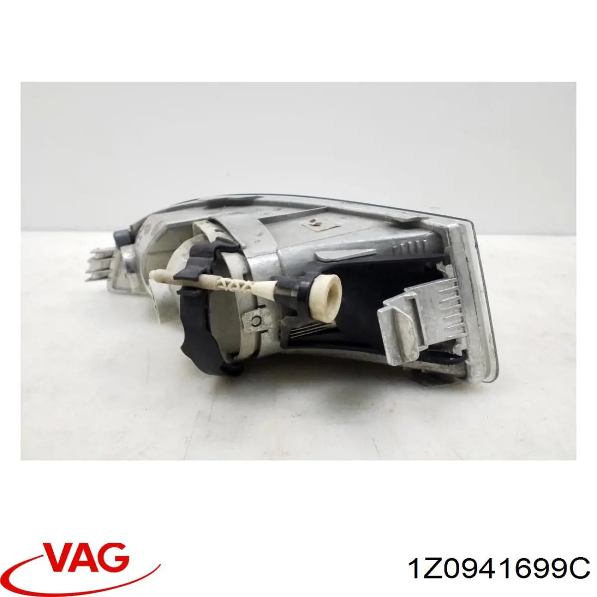 1Z0941699C VAG Luzes de nevoeiro esquerdas