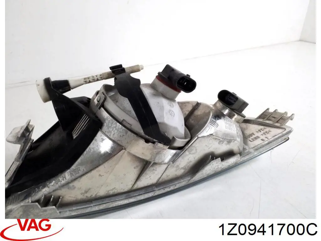 Luzes de nevoeiro direitas VAG 1Z0941700C preço, a partir de 56,18 USD