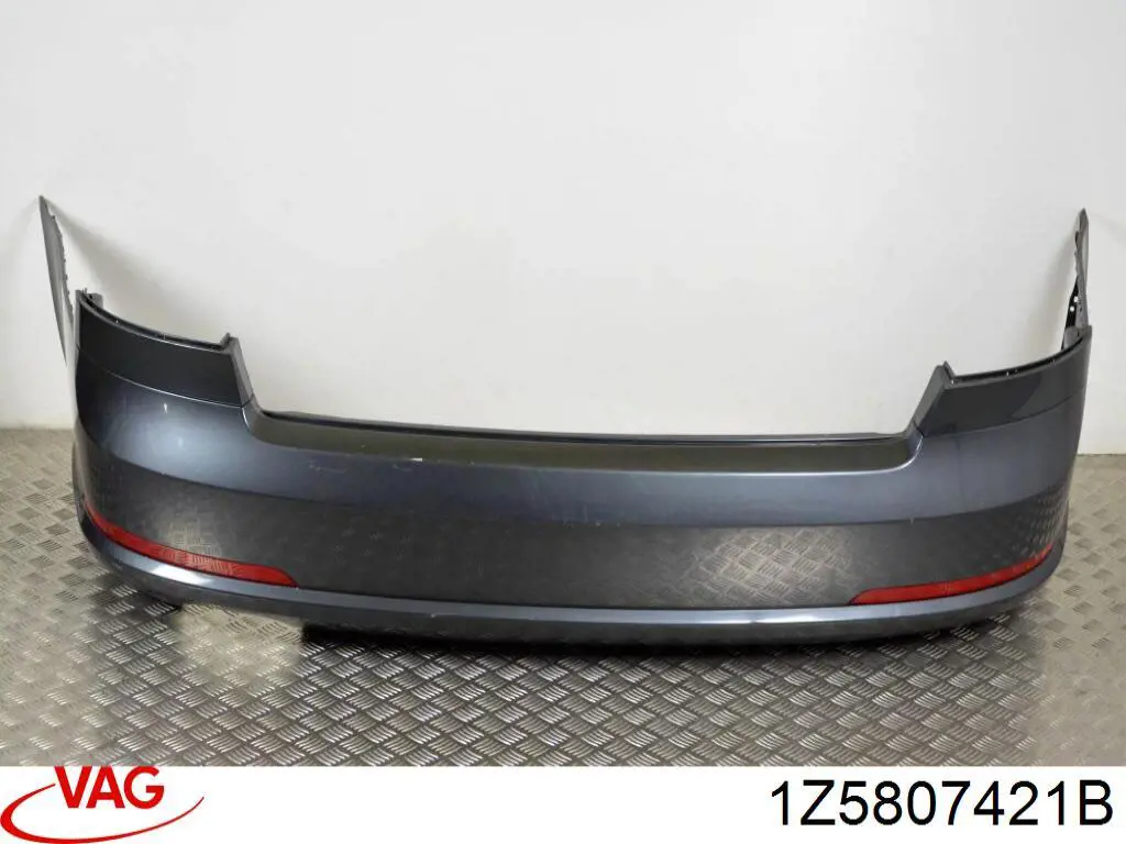 Pára-choque traseiro VAG 1Z5807421B preço, a partir de 313,27 USD