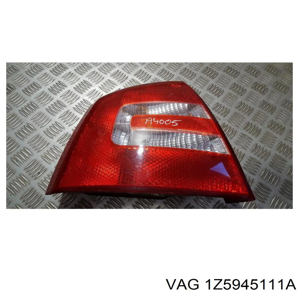 Compre 1Z5945111A VAG Lanterna traseira esquerda