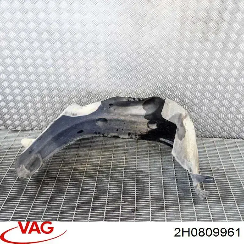 Compre 2H0809961 VAG Guarda-barras esquerdo do pára-lama dianteiro