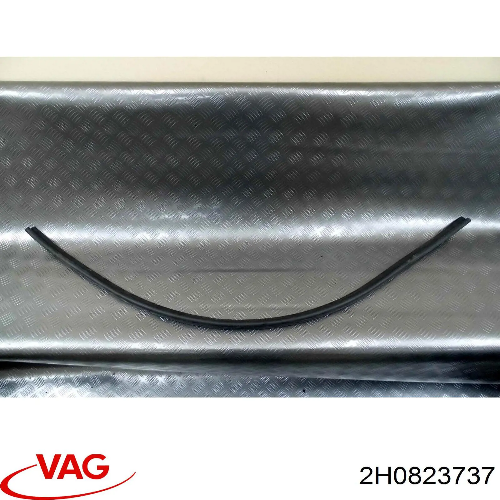 2H0823737 VAG 