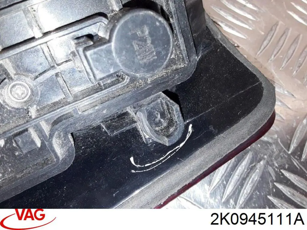 2K0945111A VAG Lanterna traseira esquerda