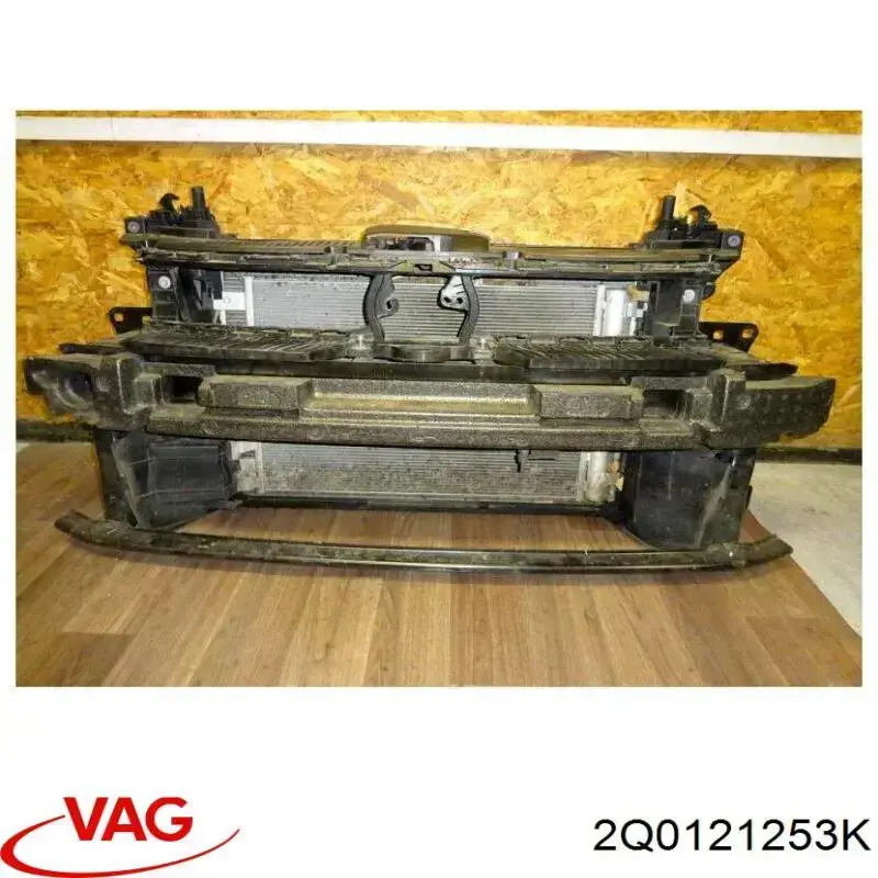 Compre 2Q0121253P VAG Radiador de esfriamento de motor