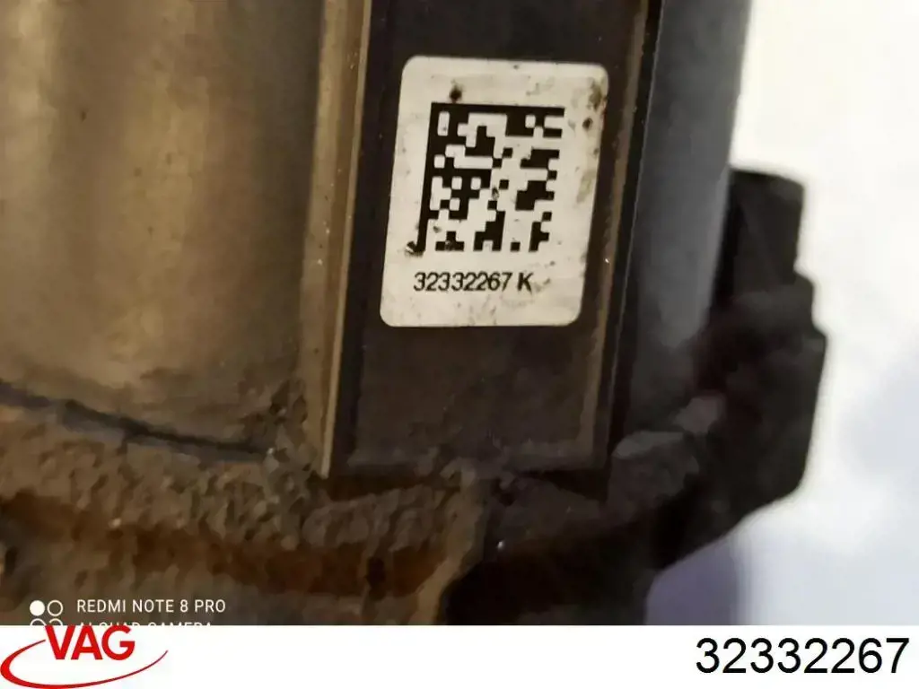 32332267 VAG Suporte do freio traseiro esquerdo