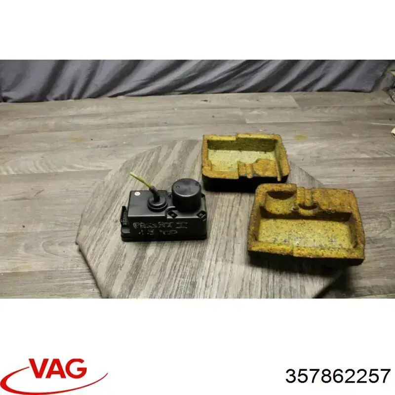 Bomba do sistema pneumático de carroçaria 357862257 VAG