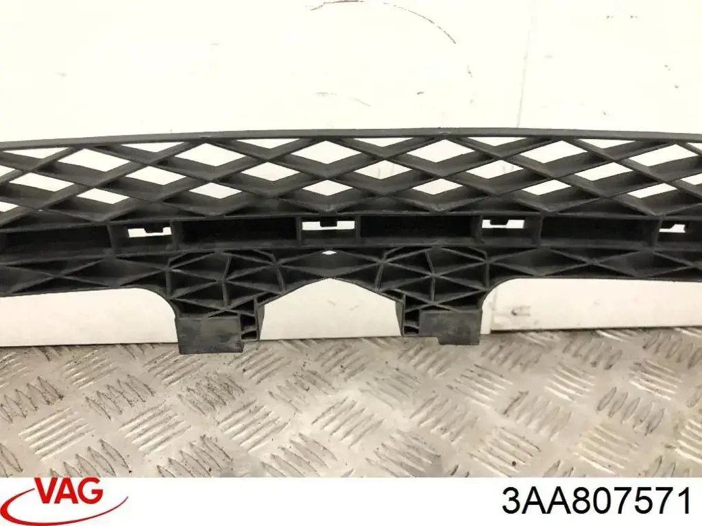 Compre 3AA807571 VAG Consola central do pára-choque dianteiro