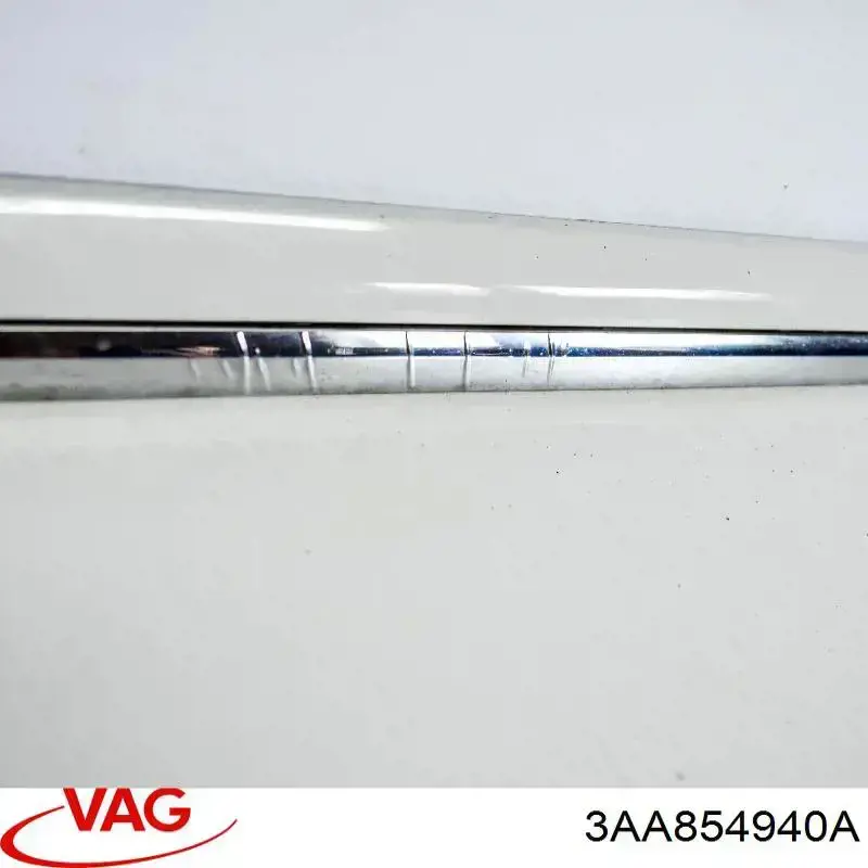 3AA854940A VAG Moldura da porta dianteira direita inferior